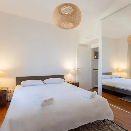 Guesthost - Termini Classy With Terrace Apartmán *