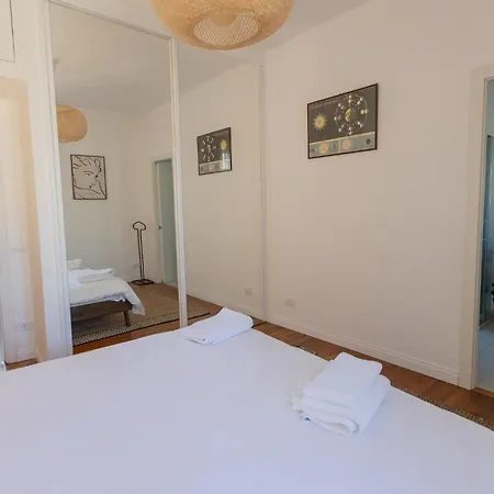 Guesthost - Termini Classy With Terrace Apartmán *