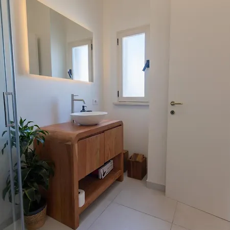 Apartmán Guesthost - Termini Classy With Terrace