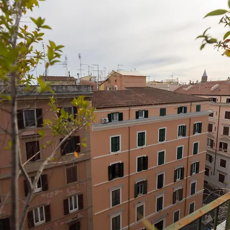 Guesthost - Termini Classy With Terrace Apartment Rome